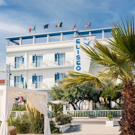 Hotel Eliseo fronte mare