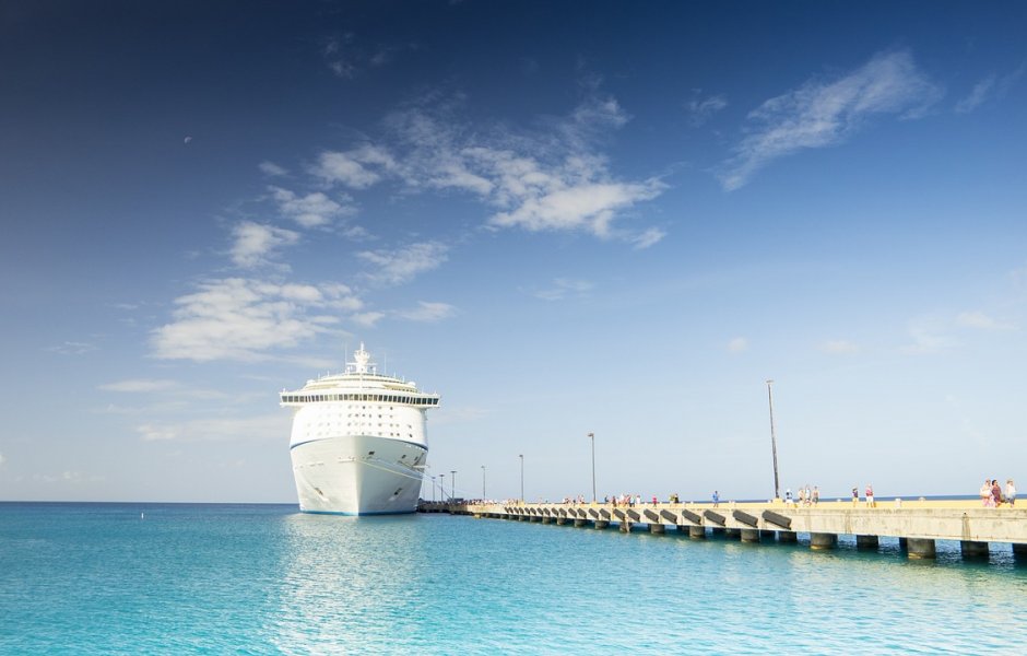 A Seaside Escape Before or After Your Cruise🚢